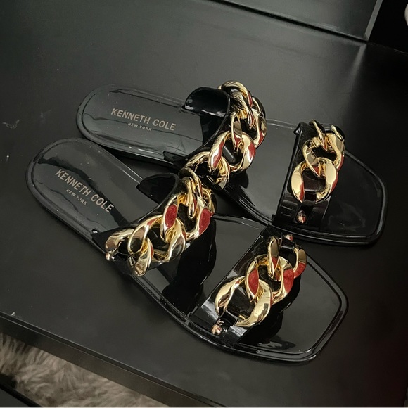 Kenneth Cole Sandals - Picture 2 of 6